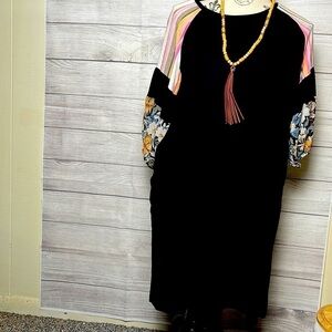 NET Boho shirt dress with pockets + necklace!